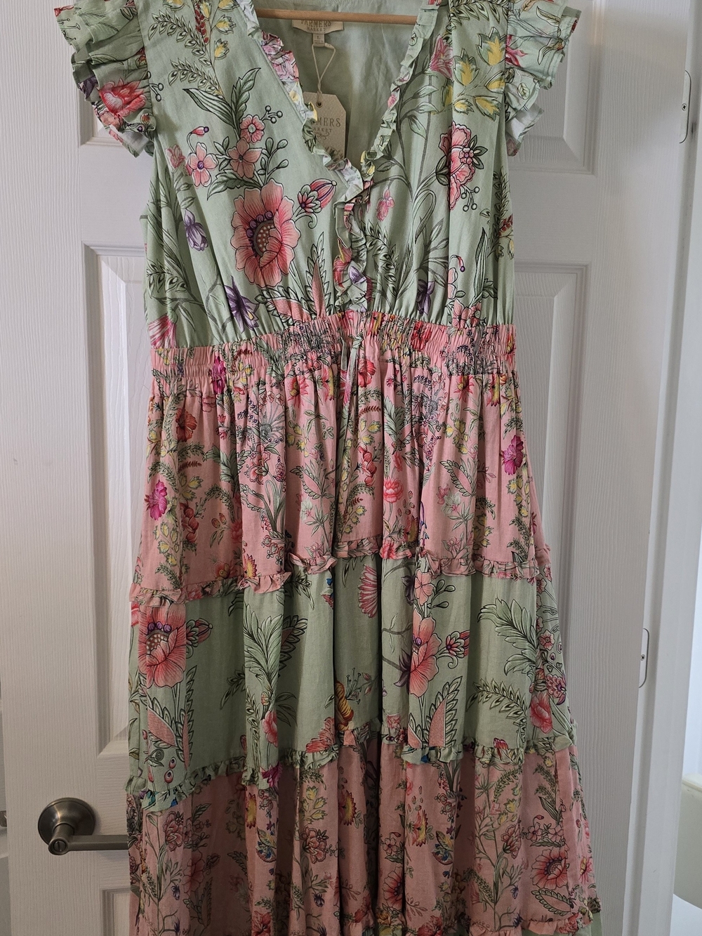 Farmer's Market Tiered Maxi Dress - Peach & Sage. Size LARGE